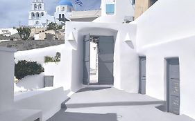 Imarkellis Santorini